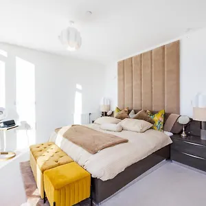 Luxury Modern Bedroom In Seven Star Ultra Super High Quality London